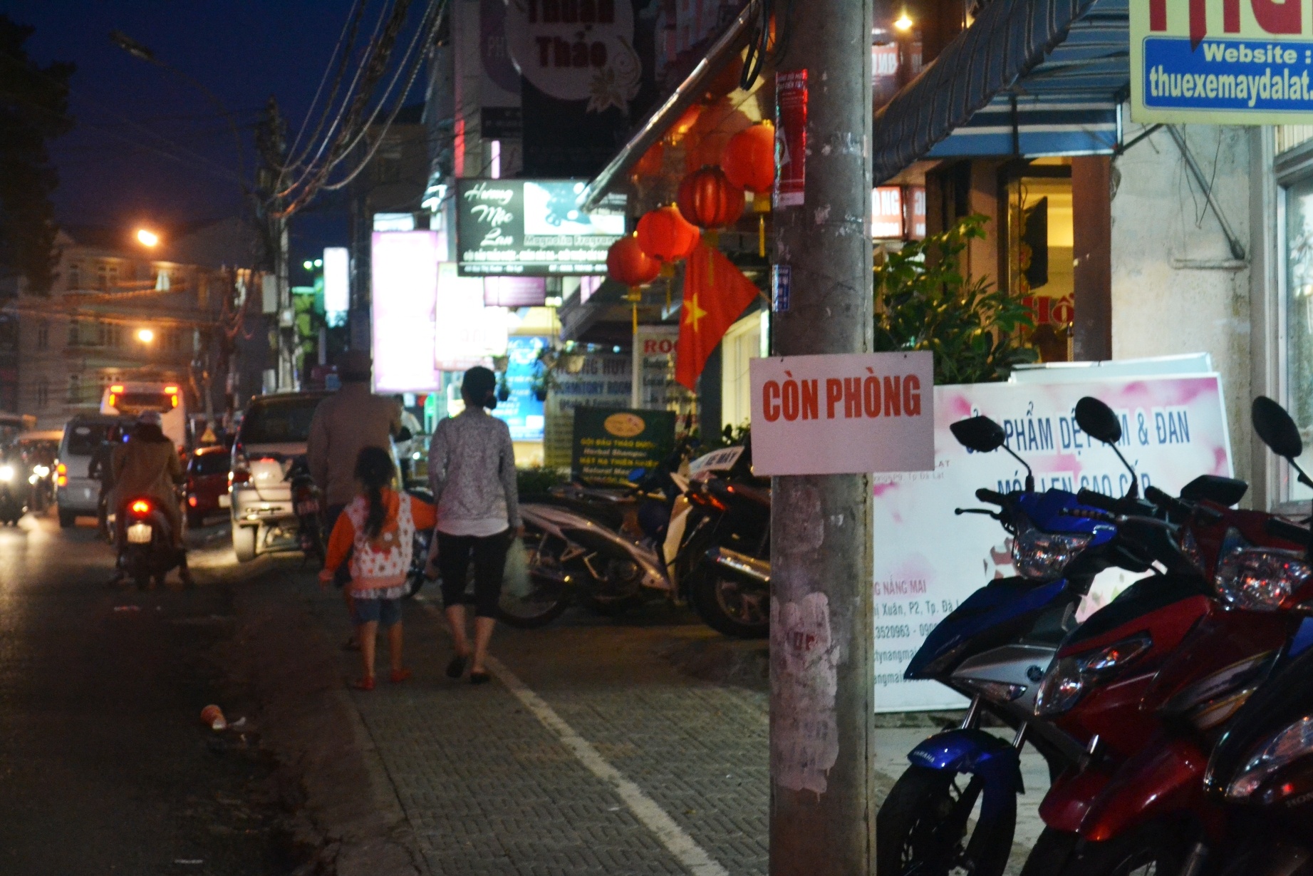 Da Lat chay phong dip le 30/4 anh 1