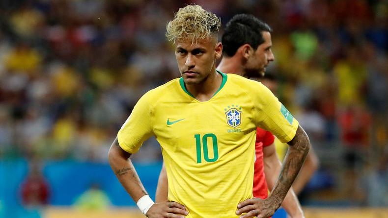 Neymar tit ngoi, Brazil chia diem voi Thuy Si o tran ra quan hinh anh