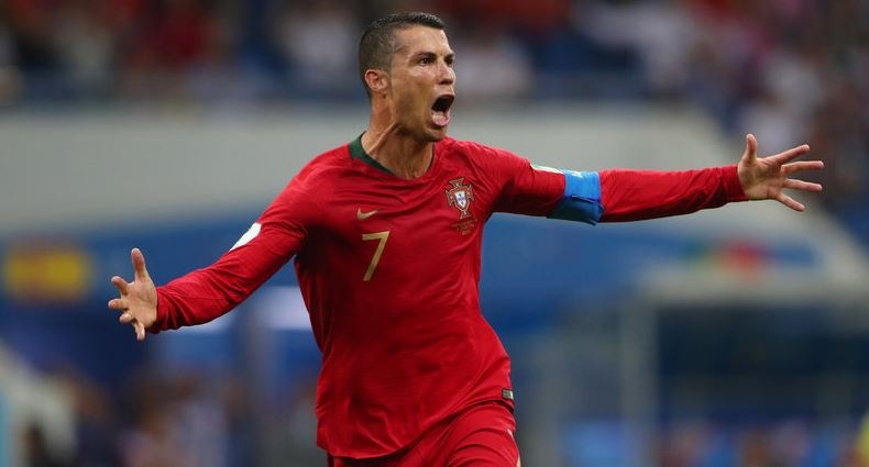 Bo Dao Nha 3-3 Tay Ban Nha: Ronaldo lap hat-trick hinh anh