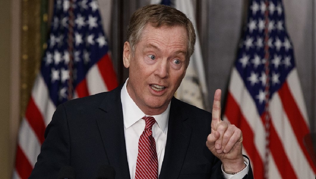 My tang thue pin mat troi: Khoi dau chien tranh thuong mai? hinh anh