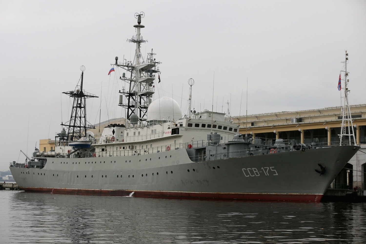 Phat hien tau do tham Nga ngoai khoi bo Dong cua My hinh anh