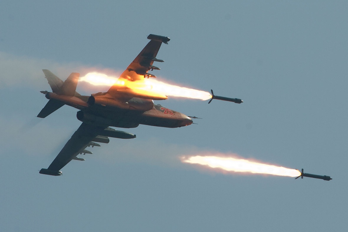 Nga o at khong kich tra dua vu tiem kich Su-25 bi ban roi hinh anh