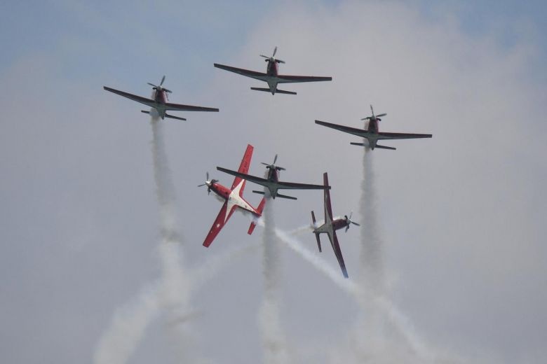 Trien lam hang khong Singapore anh 1