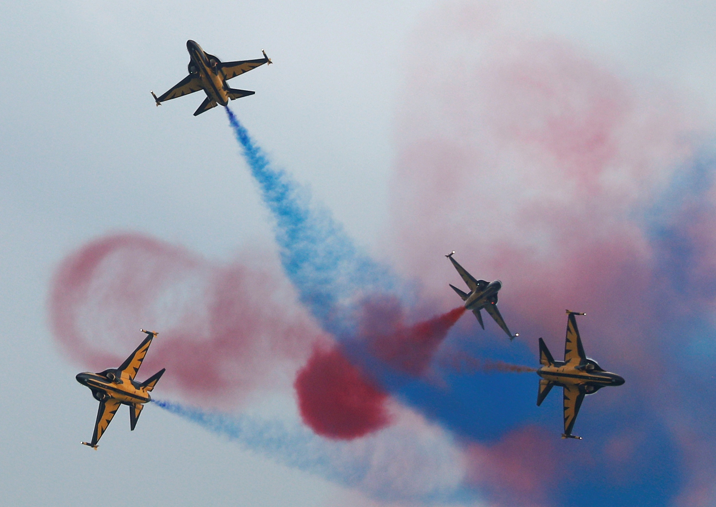 Khong quan cac nuoc khoe suc manh o trien lam hang khong Singapore hinh anh