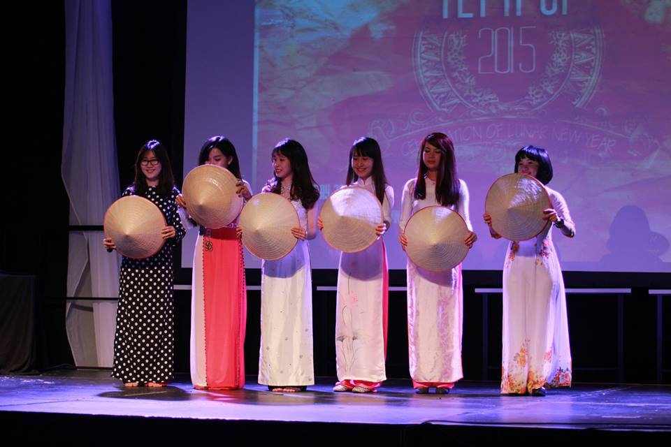 Người Việt bốn phương đón Tết ảnh 7 Nguoi Viet bon phuong don Tet anh 7