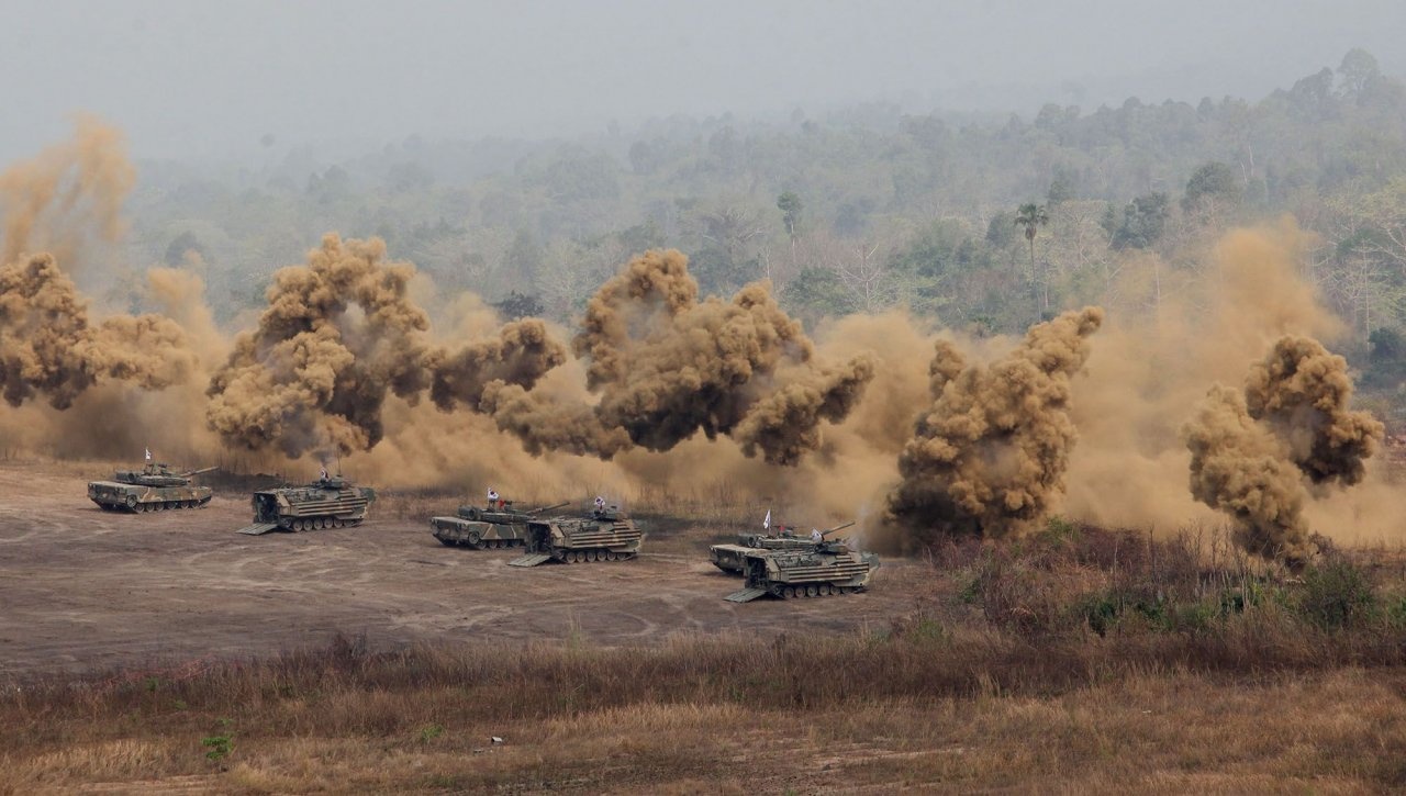 Binh si 29 nuoc o at ra quan tai tap tran Ho mang Vang hinh anh