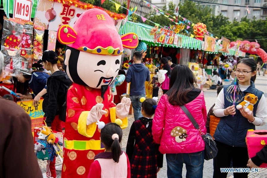 Tet am lich chau A anh 9