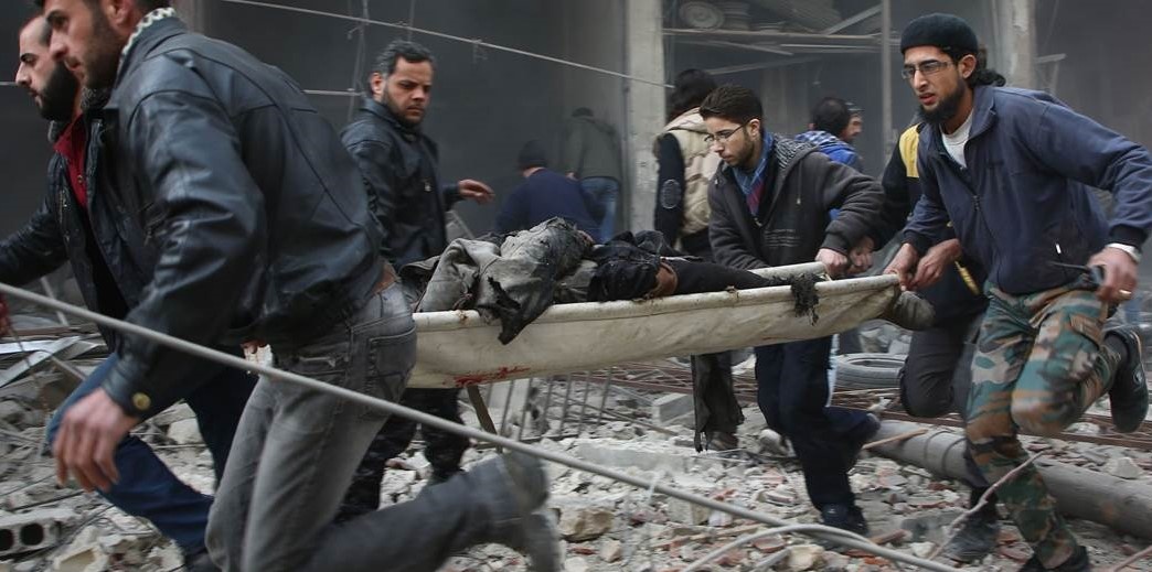 Ben trong dia nguc tran gian noi bom dan trut 'nhu mua' o Syria hinh anh