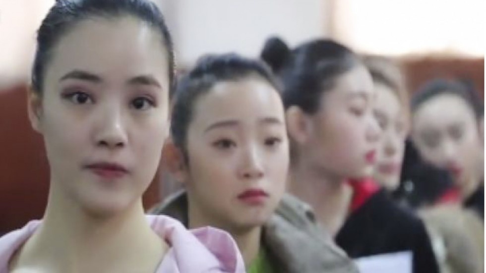 Truong dien anh Trung Quoc tu choi thi sinh 'dep nhan tao' hinh anh