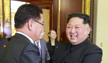 Trieu Tien dong y dam phan giai tru hat nhan hinh anh