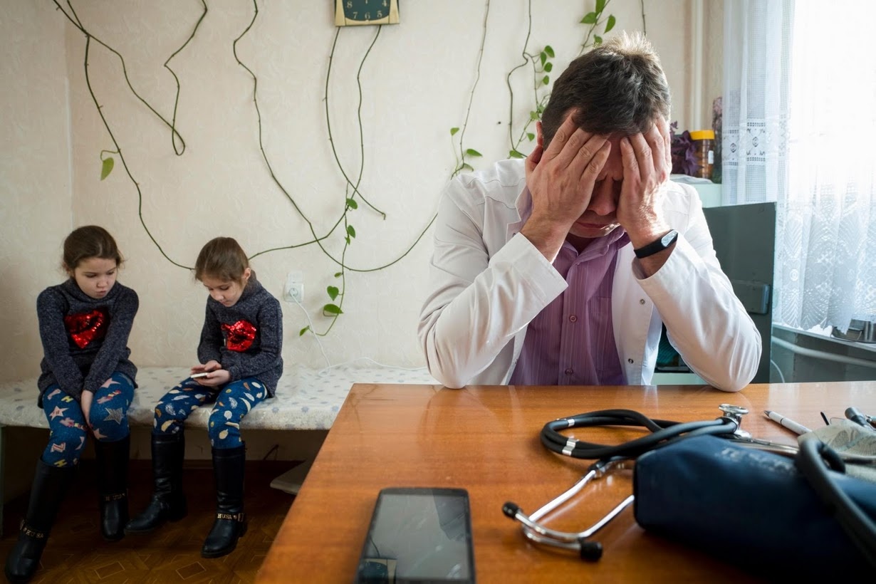 Bac si Ukraine,  Ukraine,  y te Ukraine,  benh nhan anh 1