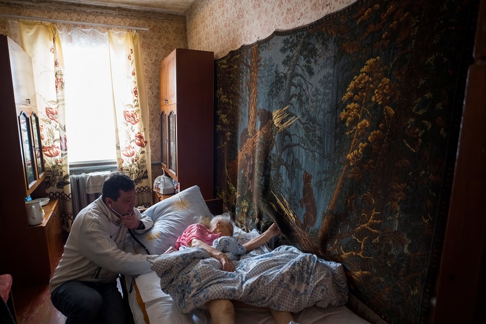 Bac si Ukraine,  Ukraine,  y te Ukraine,  benh nhan anh 6