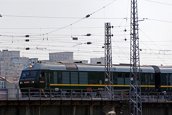 Doan tau bi an nghi dua Kim Jong Un toi Bac Kinh hinh anh