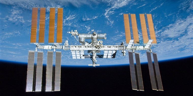 Nghia dia tau vu tru anh 2