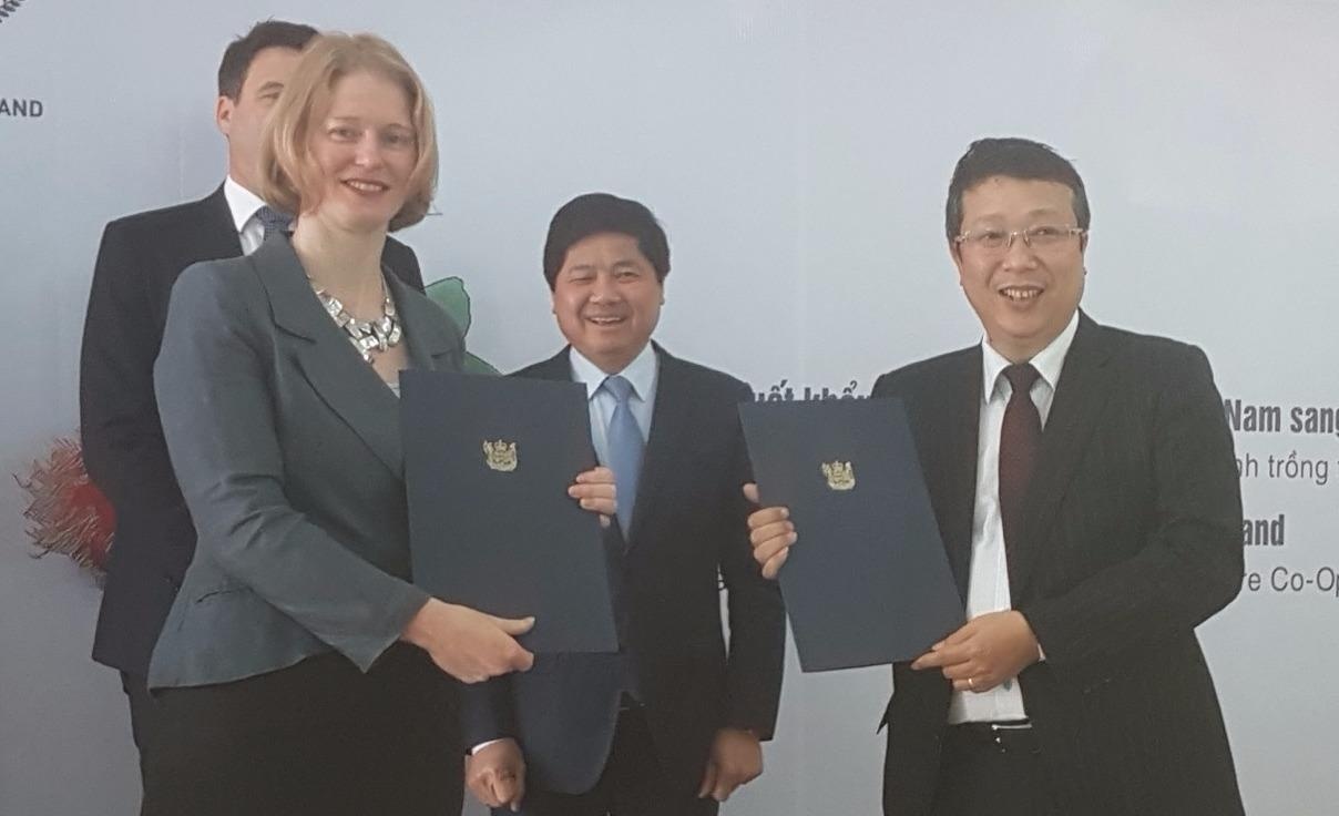 Viet Nam la nuoc dau tien xuat chom chom tuoi vao New Zealand hinh anh