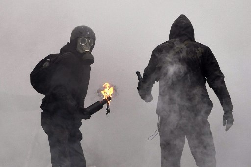 Bạo động ở Pháp ảnh 1 Bao dong o Phap anh 1