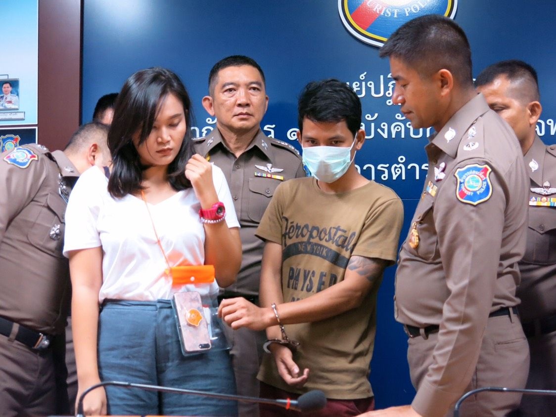 Canh sat Thai bat nguoi Viet trom cap o le hoi te nuoc Songkran hinh anh