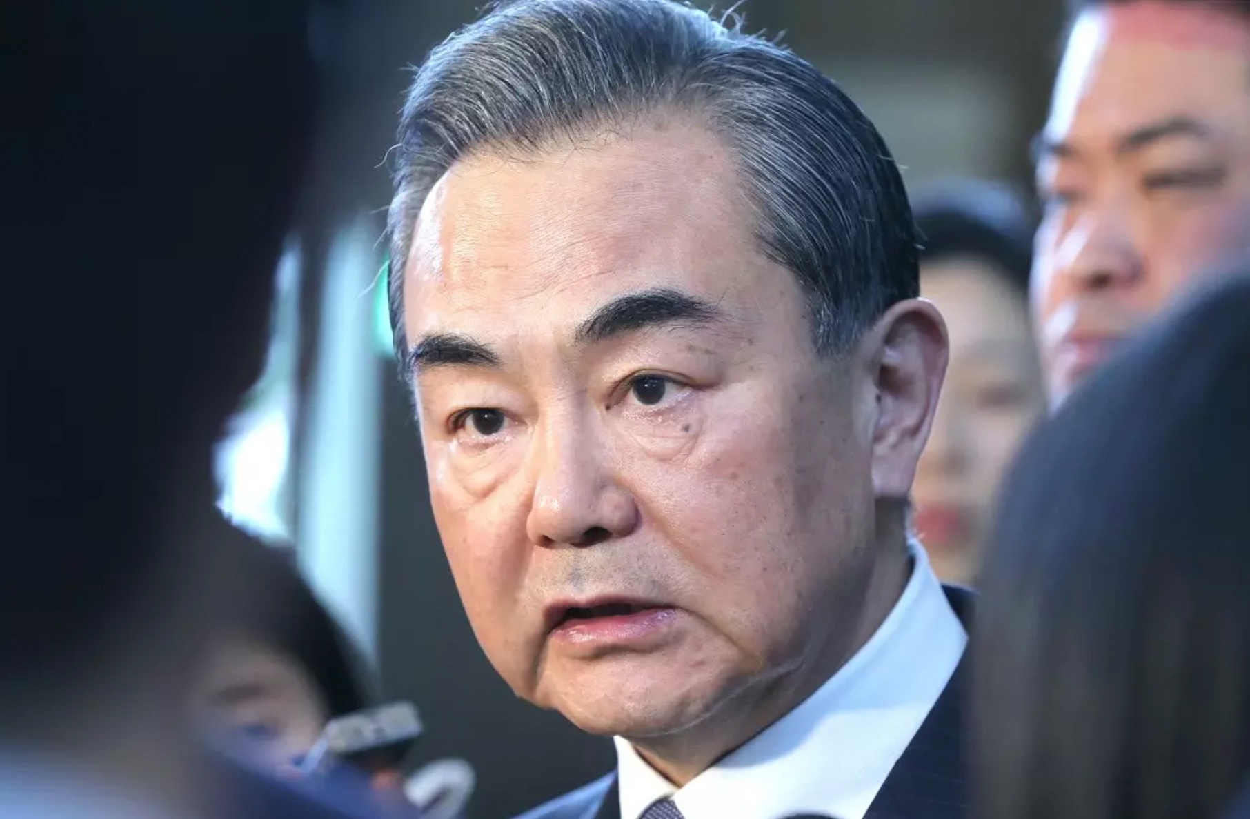 Dang sau dong thai chia canh olive cua Trung Quoc voi Nhat hinh anh