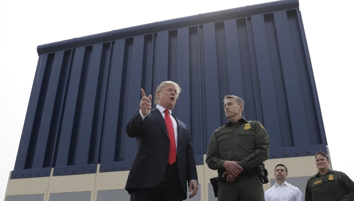 Tuong bien gioi ty USD cua Tong thong Trump dang thanh hinh hinh anh