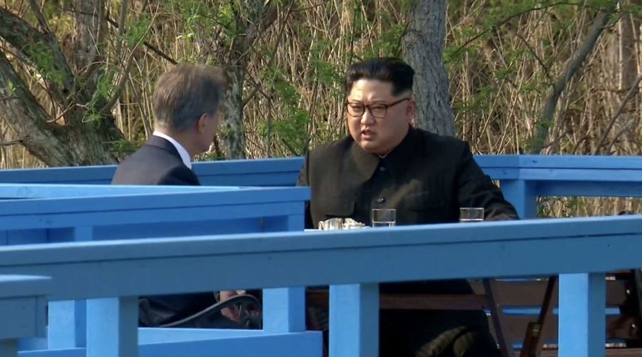 Kim Jong Un trồng cây ảnh 6 Kim Jong Un trong cay anh 6