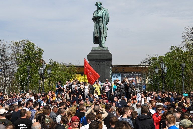 Putin nham chuc anh 5