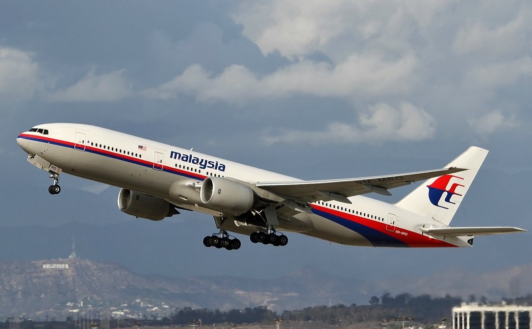 Doi dieu tra: MH370 bi tac dong doi duong bay truoc khi mat tich hinh anh