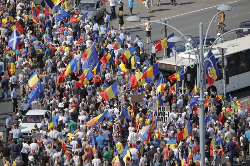 bieu tinh chong tham nhung anh 2