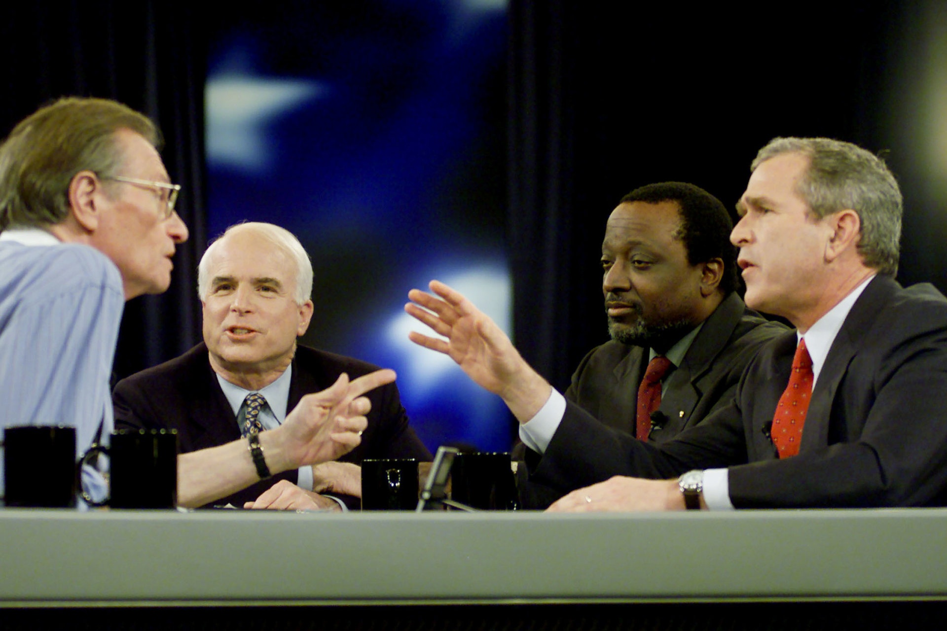 thuong nghi si John McCain anh 13