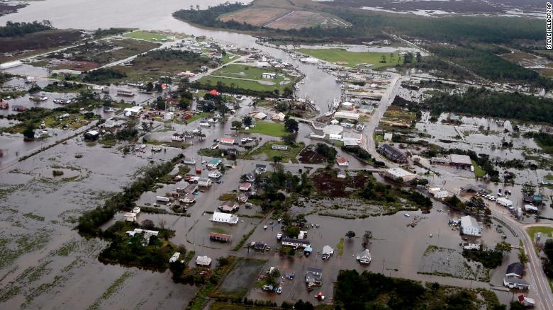 sieu bao Mangkhut anh 2