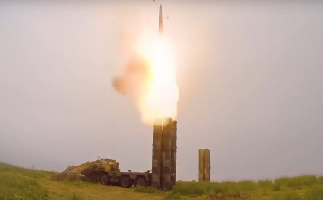 Mua 5 ty USD vu khi Nga, An Do khien My tien thoai luong nan hinh anh