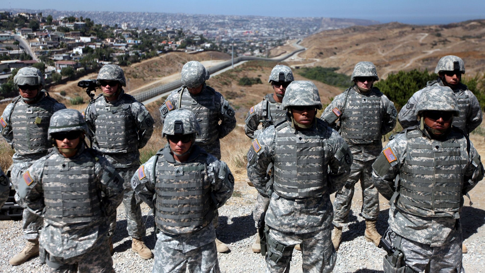 tuong bien gioi Trump anh 1