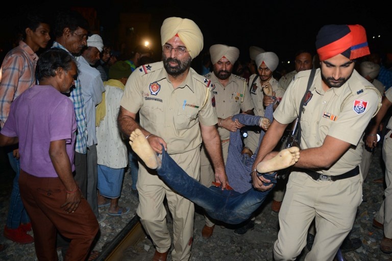 Hien truong tau hoa dam vao dam dong anh 6