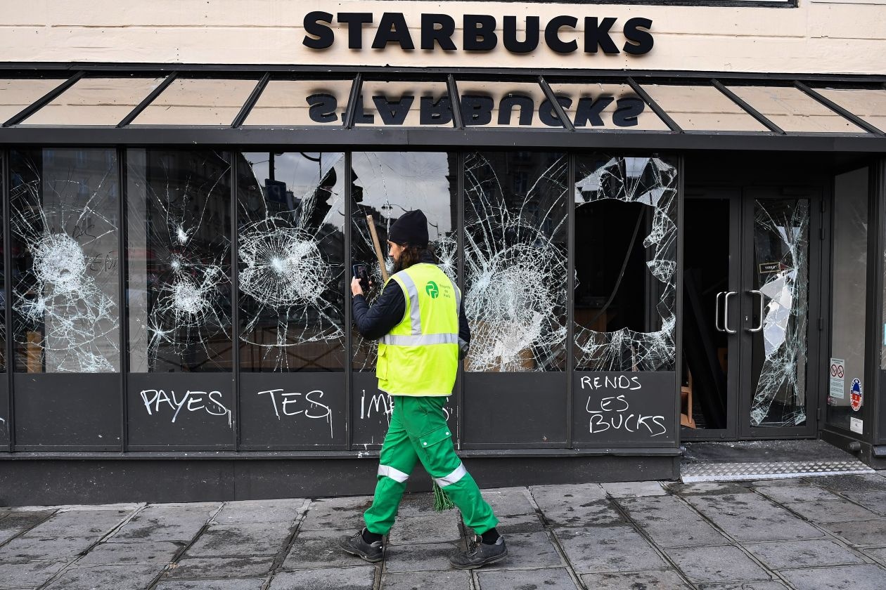 bao loan Paris anh 2