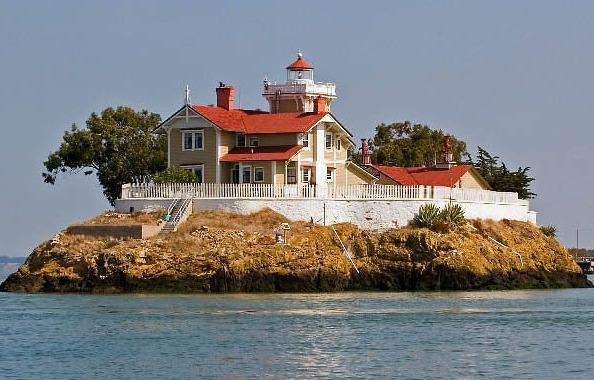 Hai dang o My tim nguoi trong nom, luong 130.000 USD mot nam hinh anh