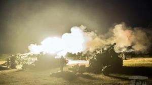 Quan doi Dai Loan ram ro tap tran dap tra de doa cua Bac Kinh hinh anh