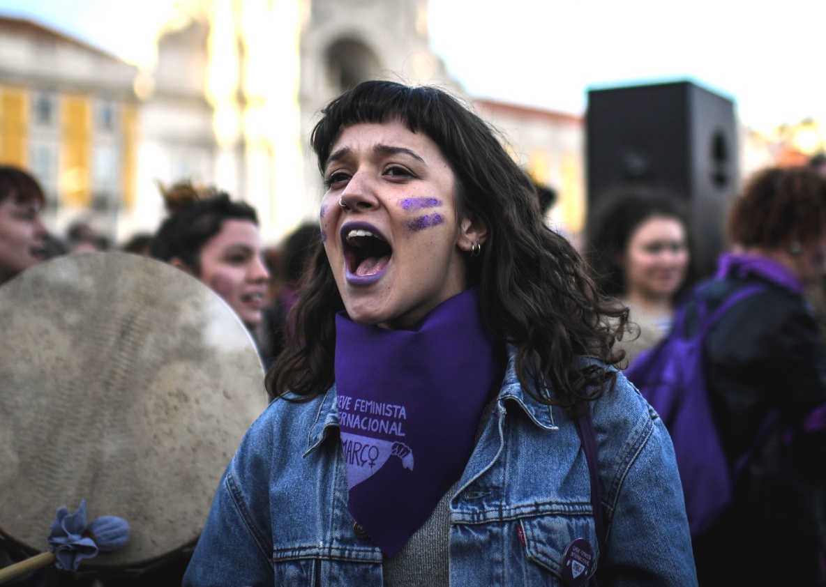 8/3 tren the gioi: Noi bieu tinh doi binh dang, cho ngoi ca 'diu dang' hinh anh