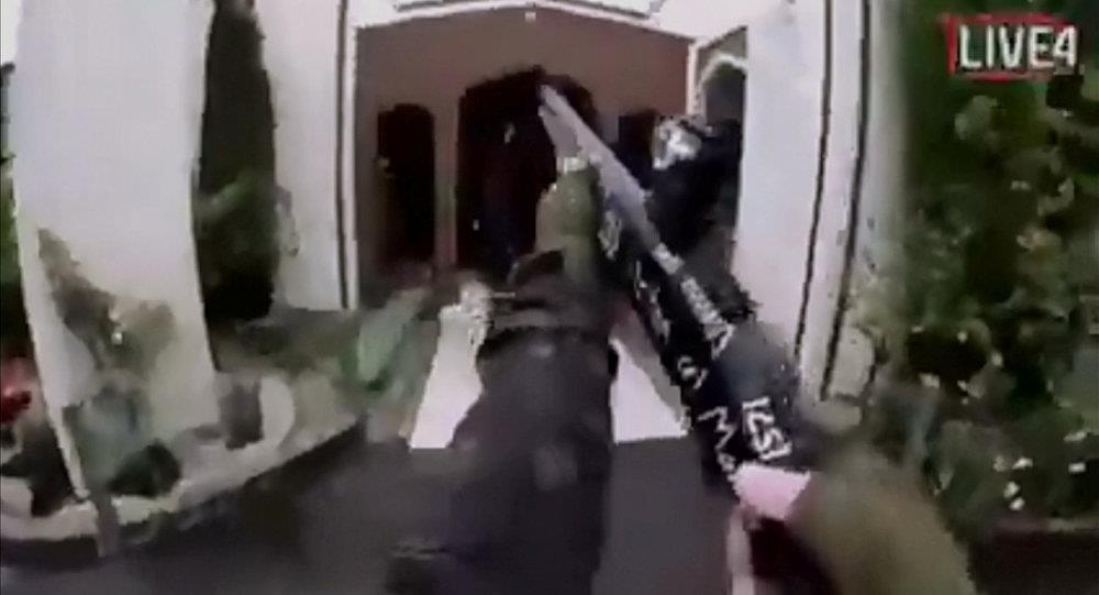 thông điệp trên vũ khí kẻ xả súng New Zealand ảnh 2 thong diep tren vu khi ke xa sung New Zealand anh 2