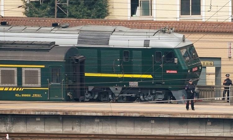 Kim Jong Un gặp Putin ảnh 2 Kim Jong Un gap Putin anh 2