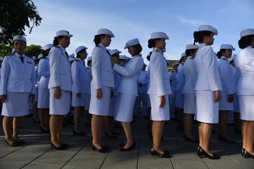 vua thai lan len ngoi anh 4