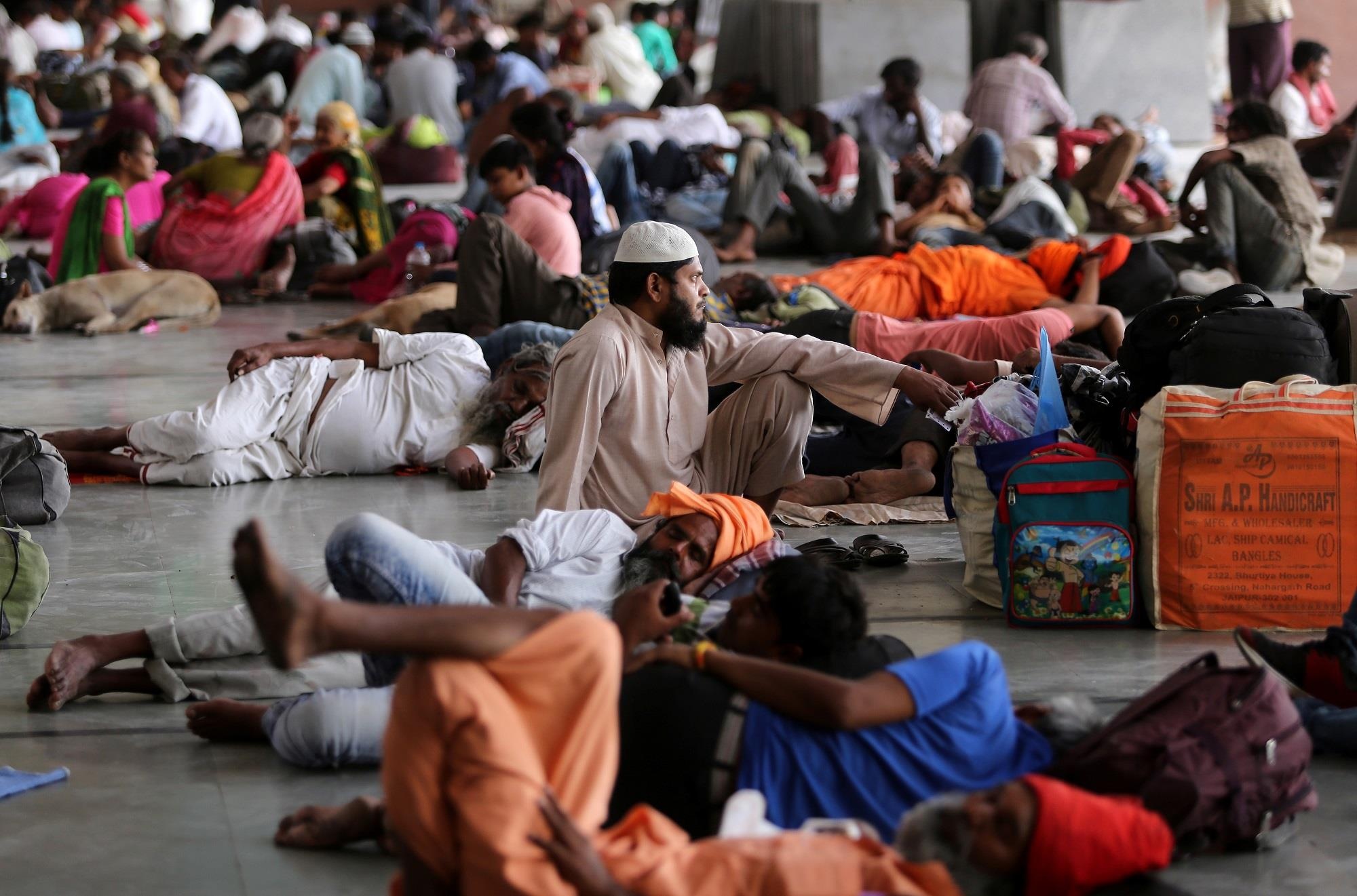 Sieu bao Fani do bo anh 6