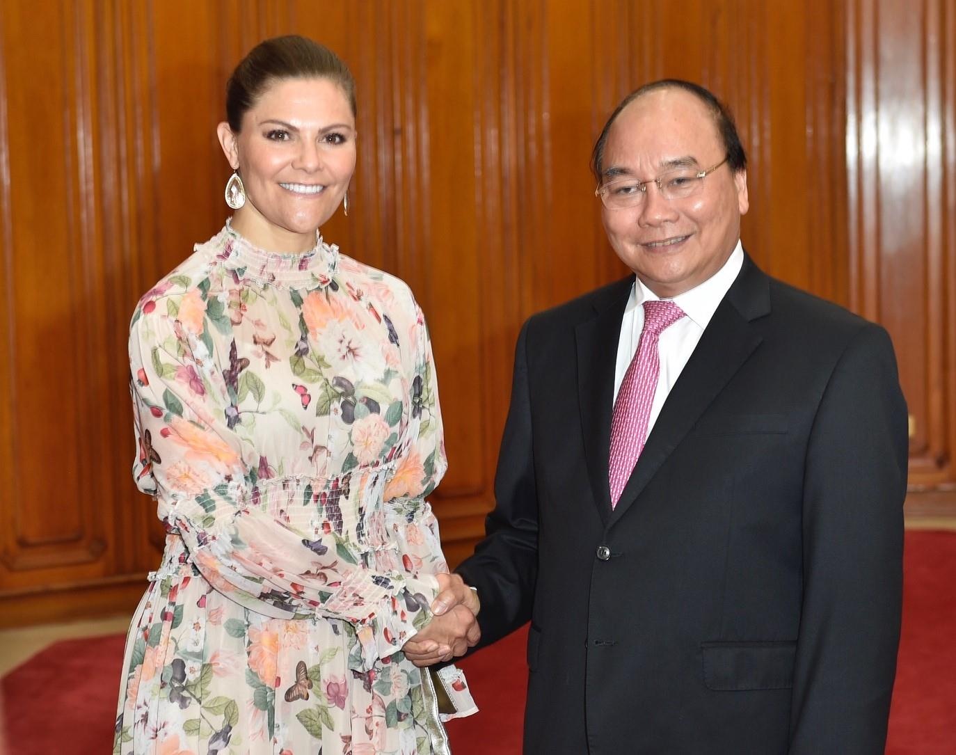 Thu tuong Nguyen Xuan Phuc tiep cong chua ke vi Thuy Dien hinh anh