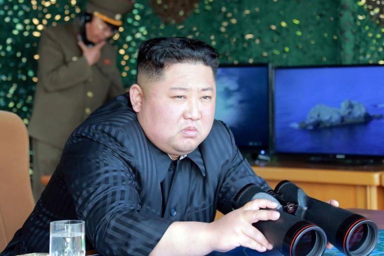 Ong Kim Jong Un tham nha may che be phong ICBM hinh anh