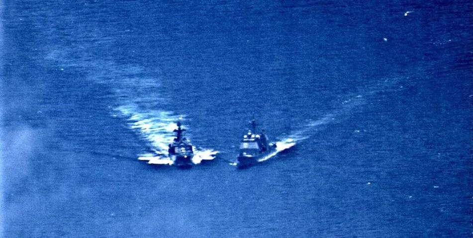 va chạm tàu chiến Nga Mỹ ảnh 1 va cham tau chien Nga My anh 1