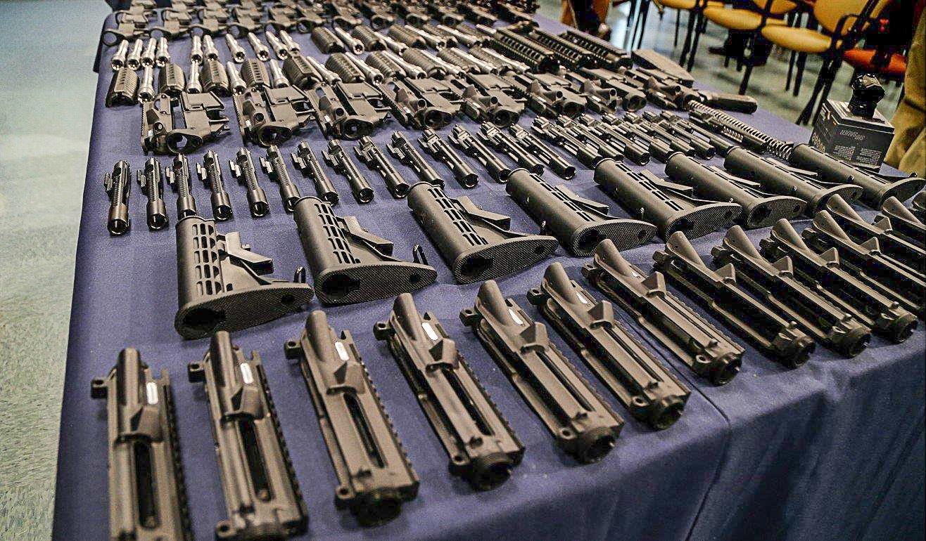 Hang nghin khau sung buon lau tu My bi bat giu tai Argentina hinh anh