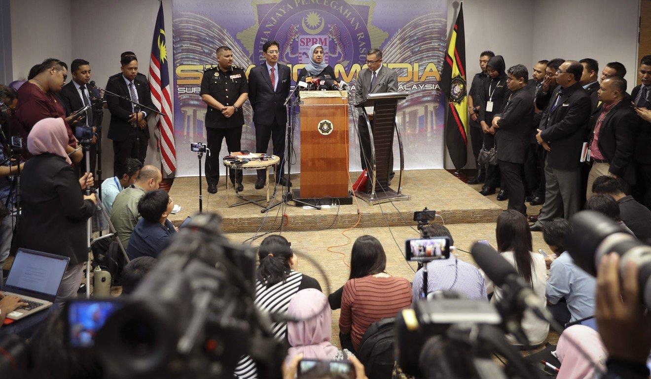 nha thau Trung Quoc cham tien do anh 2