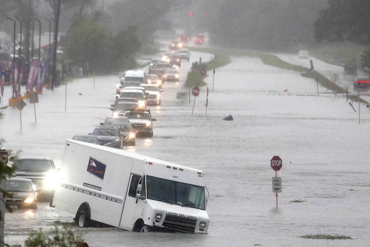 lu lut Houston anh 5