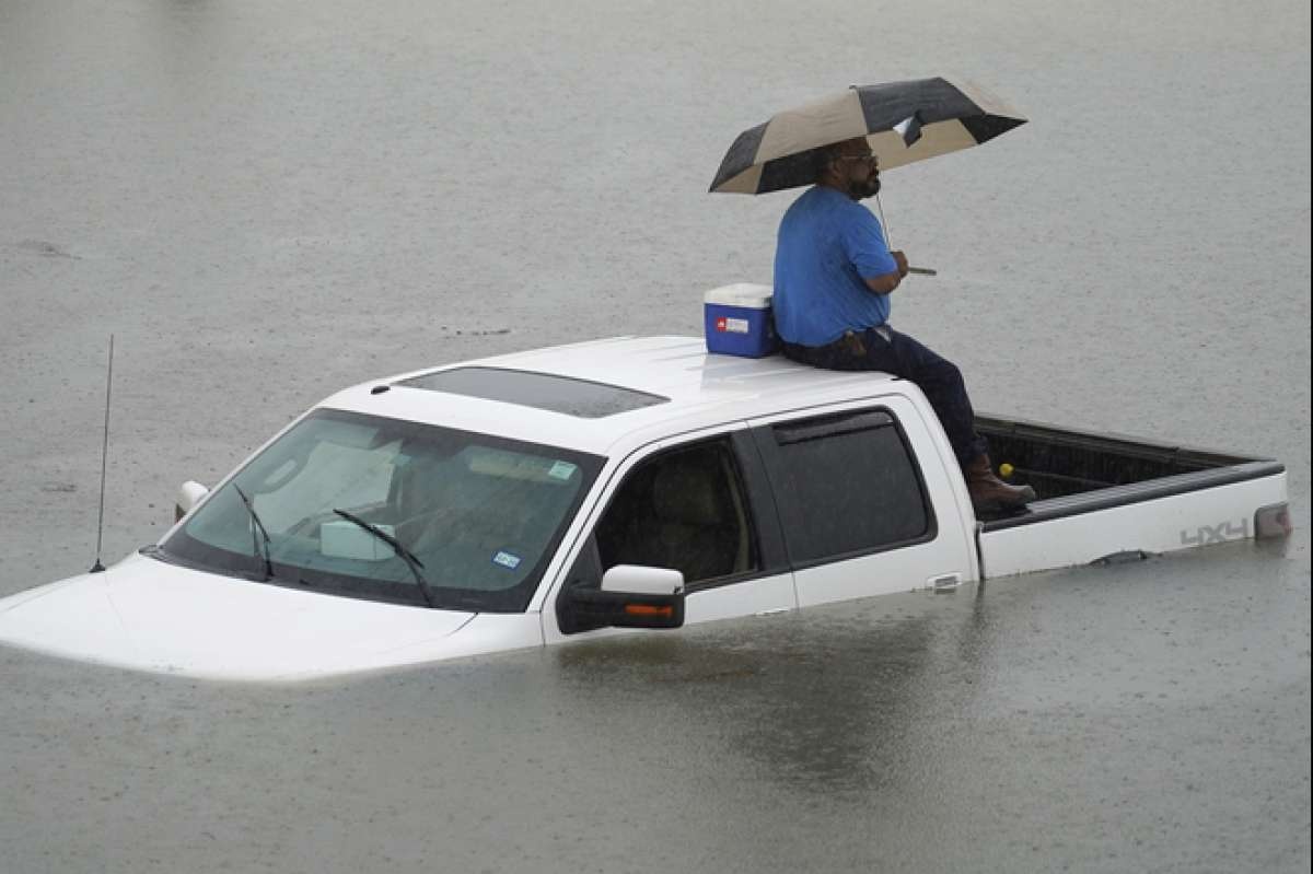 lu lut Houston anh 3