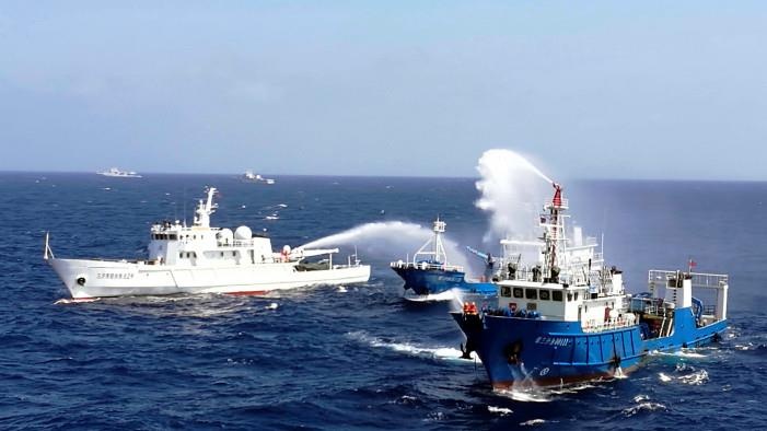 Malaysia cung giong ve Bien Dong giua quan ngai gia tang ve TQ hinh anh