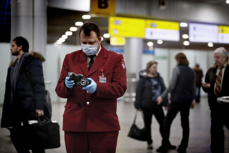 Nga cach ly tong lanh su Trung Quoc vi lo ngai virus corona hinh anh