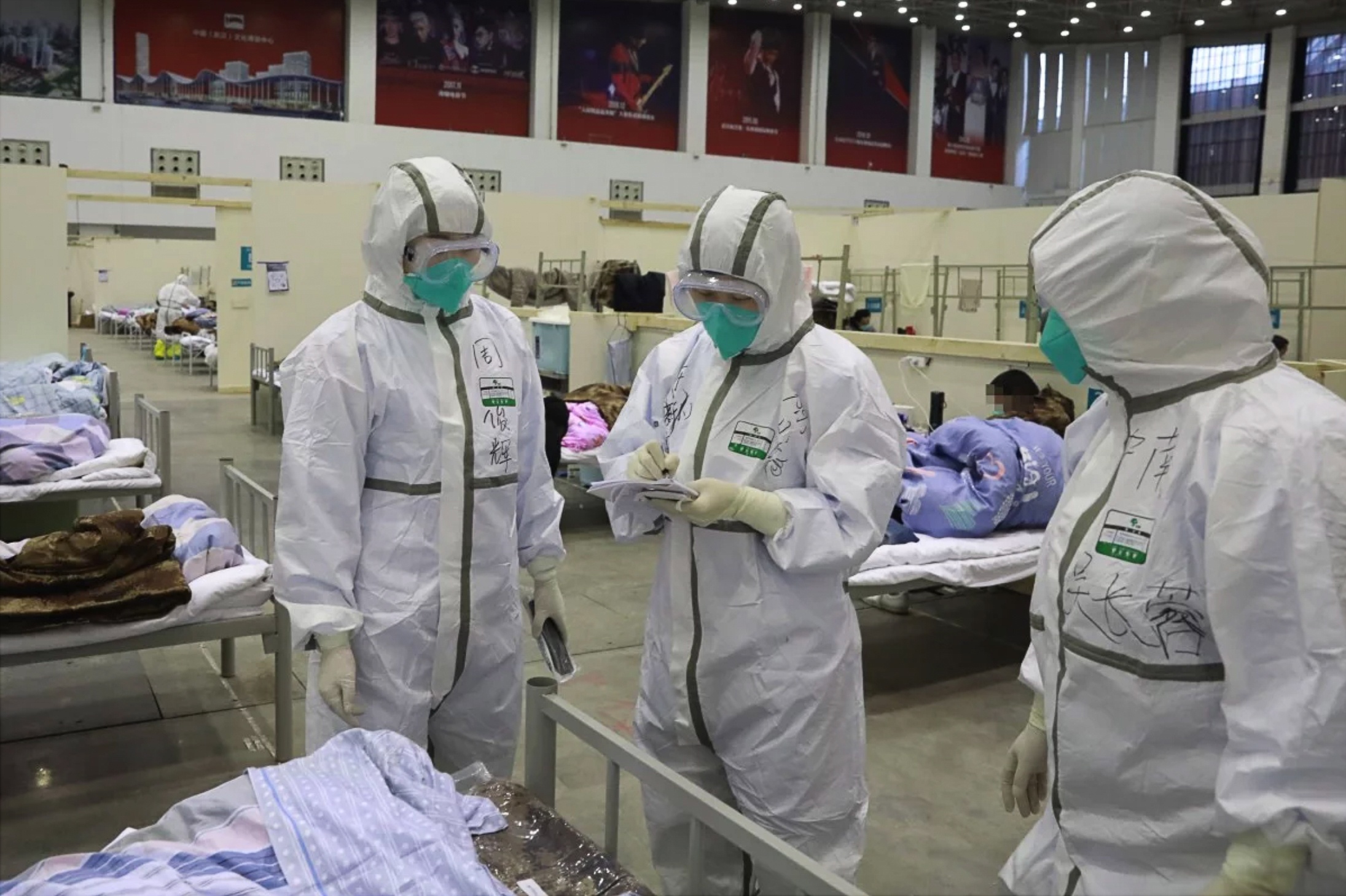 nhan vien y te nhiem virus corona anh 3